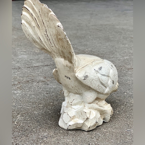 Vintage Whitewashed Antiqued Composite Resin Decorative Bird Statue Figurine - Picture 6 of 14